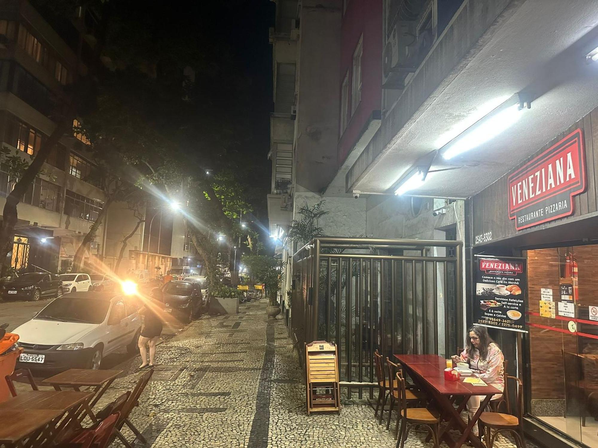 Copacabana / Lema, A Uma Quadra Da Praia ريو دي جانيرو المظهر الخارجي الصورة